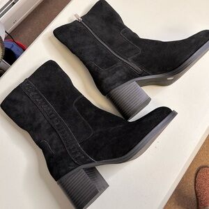 Vince Camuto Zelcinna Water-Repellent Mid-Shaft Suede Black Boots Women’s 6.5